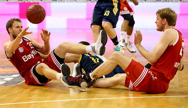 出生于波兰 出生于波兰